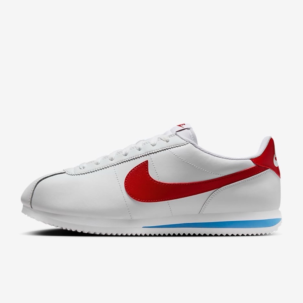 Nike White and Red Sneakers